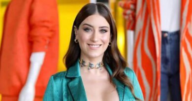 Hazal Kaya Saçlarını Sarıya Boyadı; Sebebini Açıkladı!