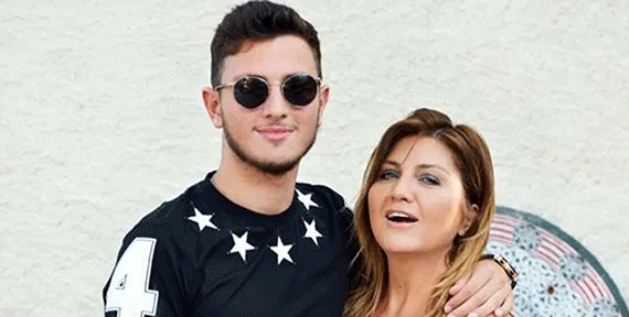 Küçük Oğlu Emir Üniversiteyi Bitirdi!