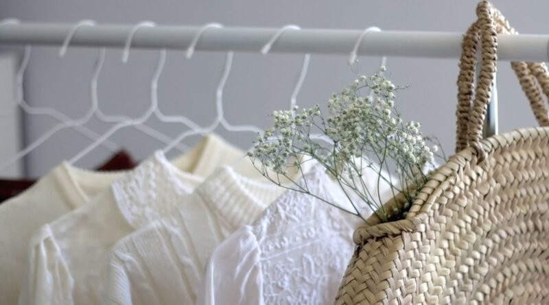 Kapsül Gardırop Nedir? | Moda Rehberi