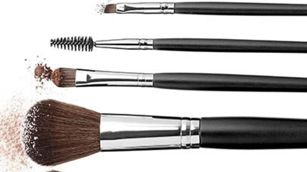 Güzelliğinizi Zirveye Taşıyın: Baştan Aşağı Makyaj Önerileri