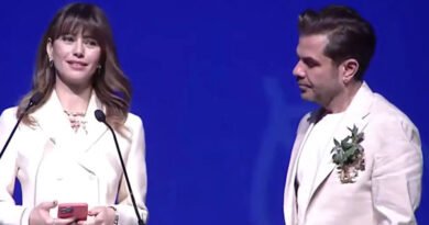 Beren Saat ve Kenan Doğulu'nun Romantik Kutlaması: "Seni Çok Seviyorum"