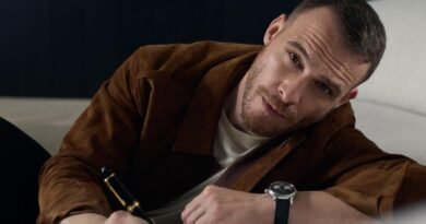 Kerem Bürsin Maldivler Tatilinden Döndü, "Çarpıntı"nın Çekimlerine Başlıyor