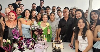 Güzeller Ödüllerine Sahip Oldular!