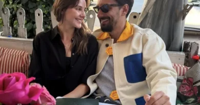 Alina Boz ve Umut Evirgen Roma'da Aşk Tazeledi