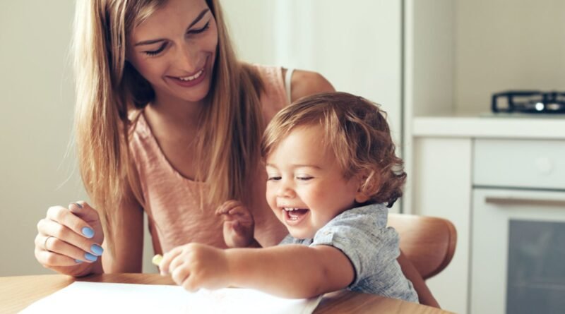 14 Aylık Bebek Gelişimi: Bu Dönemde Bebekler Neler Yapar? | Anne