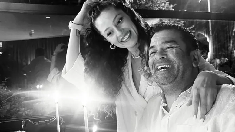Bülent Şakrak, Yeni Yaşını Genç Aşkıyla Kutladı