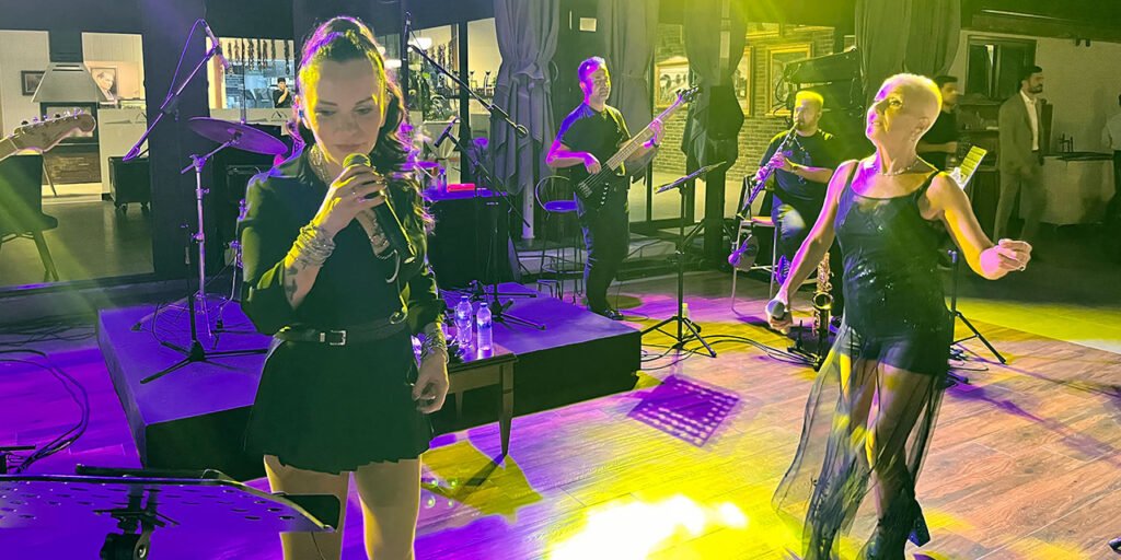 Jale: A Journey to the '90s!