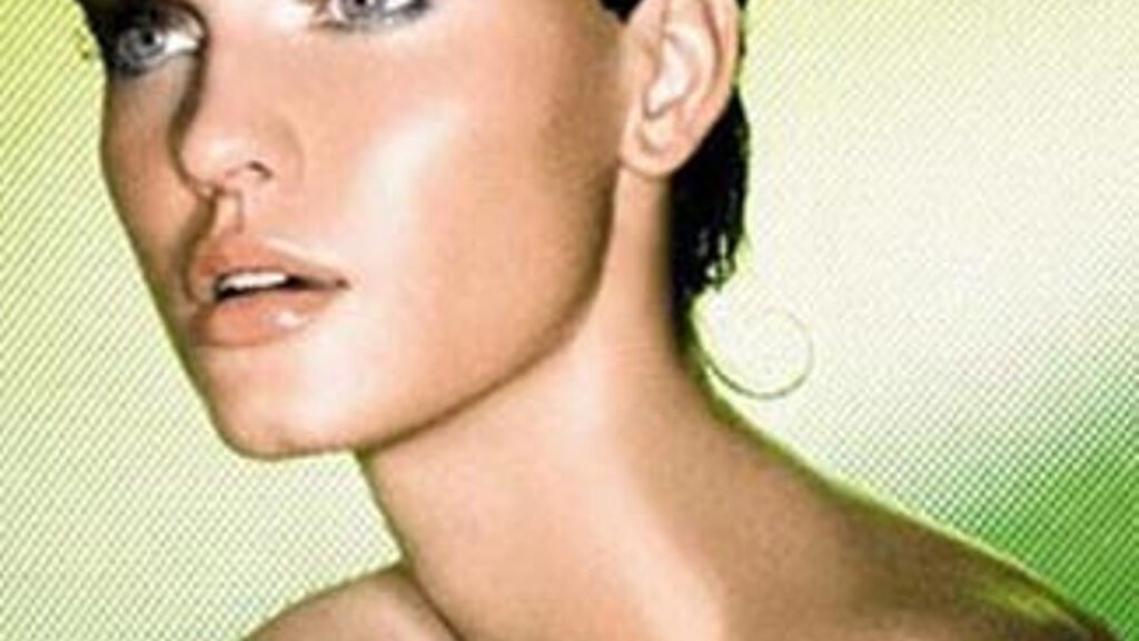 Dominant Makeup