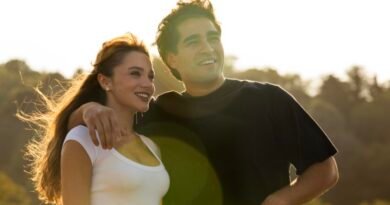 Mert Ramazan Demir ve Miray Daner'in "Bize Bi'şey Olmaz" Dizisinden İlk Kare
