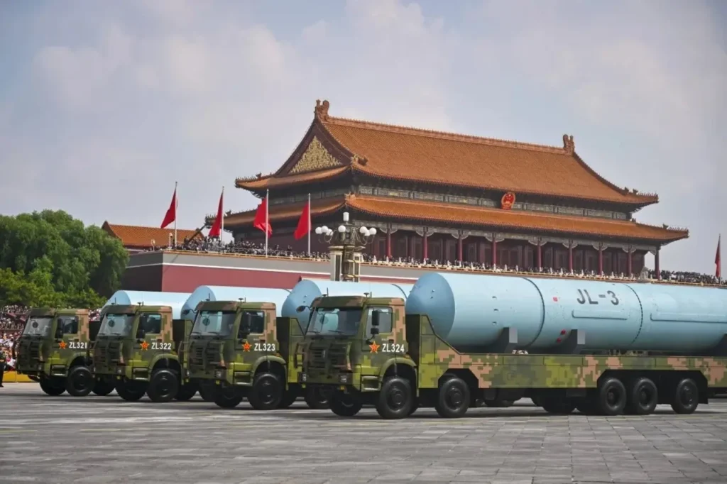 Çin Yeni Askeri Teknolojilerini Sergiledi