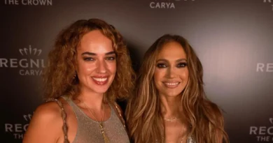 Fotoğraf Çektirmek İçin 1 Milyon TL Ödedi mi? Seda Bakan'dan Jennifer Lopez İddialarına Esprili Yanıt!