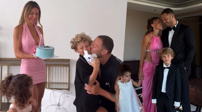 Avatar Atakan: "Bu Aile, En Büyük Şampiyonluğum" - Son Dakika Magazin Haberleri