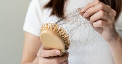 Saç kaybının sebepleri nelerdir? | Estetik