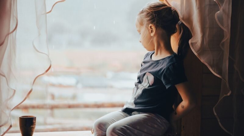 Çocuğunuzu mutlu etmeye çalışmak yerine! | Anne