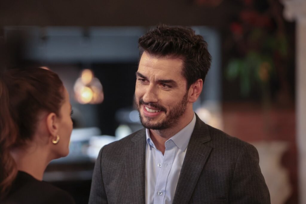 Siyah Kalp ve Aras Aydın'a Produ Awards Ödülü Verildi