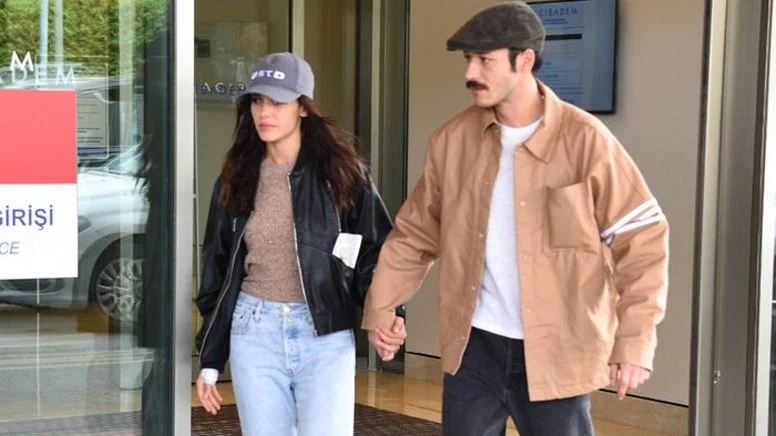 Hafsanur Sancaktutan ve Kubilay Aka Hastanede Görüntülendi: Ünlü Oyuncunun Parmağı Kesildi!