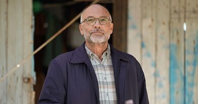 Mahir Günşiray, 'KISKANMAK' Filmine Katıldı!