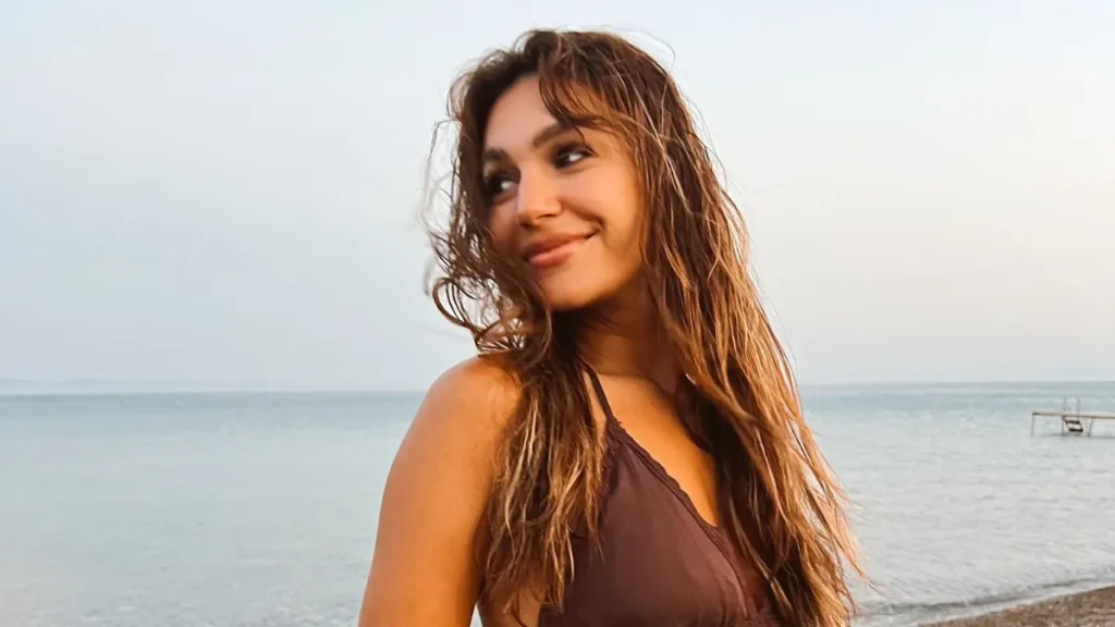 Uzak Şehir Setinden Yeni Görüntüler ve Nare’nin Fotoğrafları!