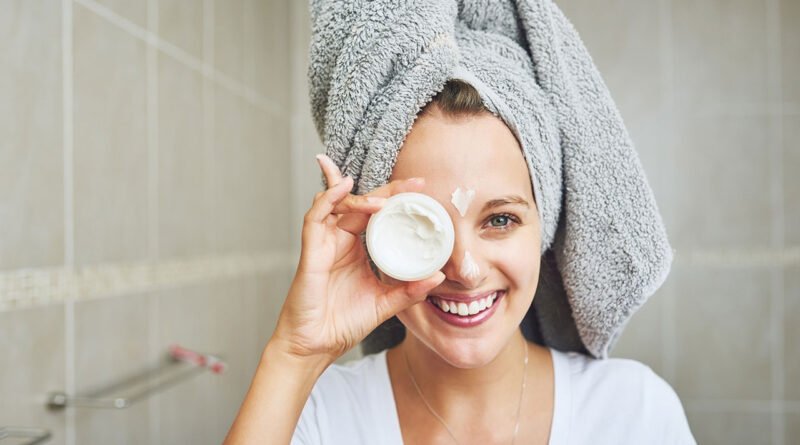 GÜZELLİK
Güzellik Trendleri: 9 Yeni Ürün
Parfüm, saç bakımı, cilt bakımı ve makyaj alanındaki son yeniliklere göz atın.
2 yıl önce