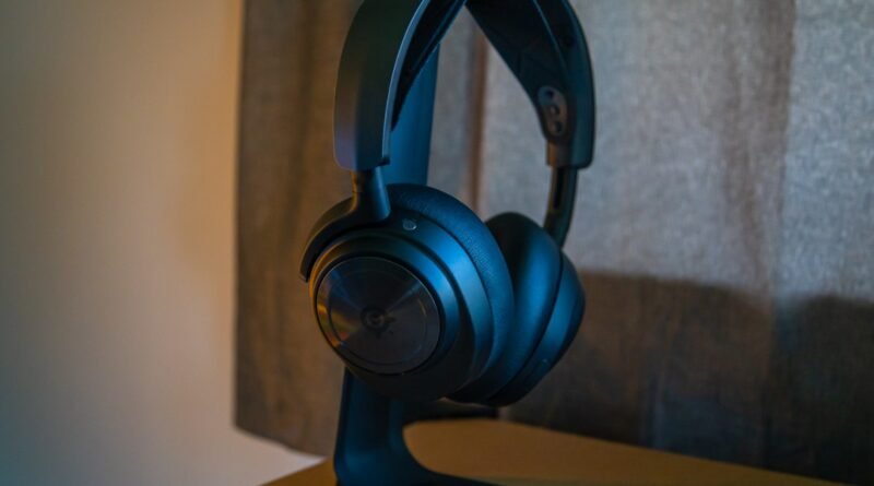 Bu SteelSeries Oyun Kulaklığı Tercihimiz, Şimdi 115 Dolar İndirimli!