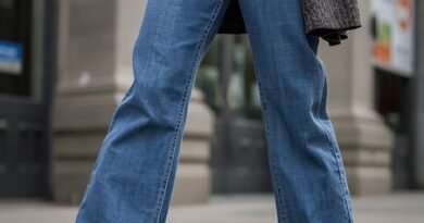 Diz Üstü Çizmelerle Hangi Kıyafetler Uyum Sağlar?