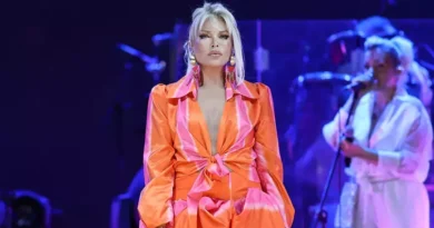 Sosyal Medya Baskısına Esprili Yanıt: "Cimri Ajda" Diyorlar!