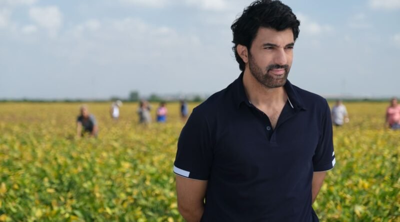 Engin Akyürek Hayranları Ekran Başında: "Bereketli Topraklar" Heyecan Dolu Bir Bölümle Dönüyor