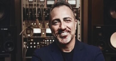 Duygusal Dönüş: "Unutma İkimizizi"