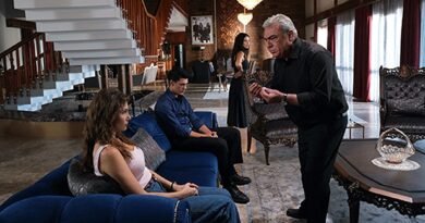 Bereketli Topraklar: Bereketoğulları ve Karahanlılar'ın Hikayesi Başlıyor!