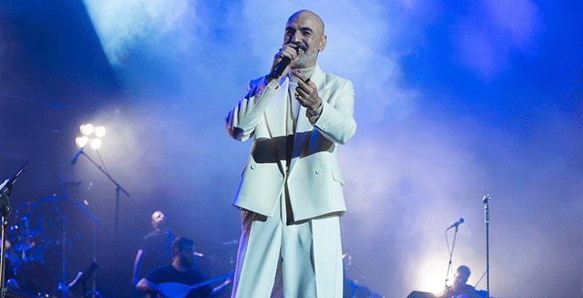 Birlikte Söylemek Gibi Sırası Yok!