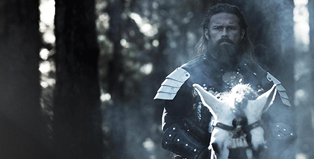 Yıl İnternet Medyası Ödülleri: Hollywood Yıldızlarıyla Büyüleyici Bir Gece!