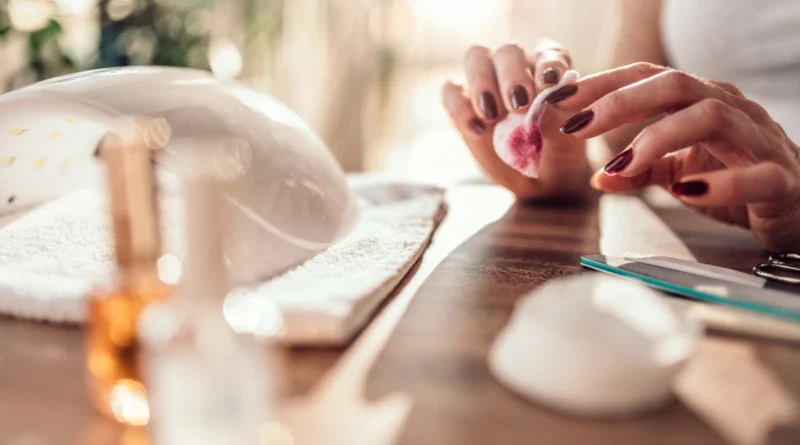 Asetonsuz Oje Nasıl Çıkarılır? Asetonsuz Oje Çıkartma Yöntemleri