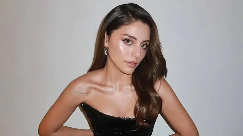 Sıla Türkoğlu'ndan Şok Eden Proje İddiası: Kızılcık Şerbeti'nden Sonra Hangi Dizide Rol Alacak?