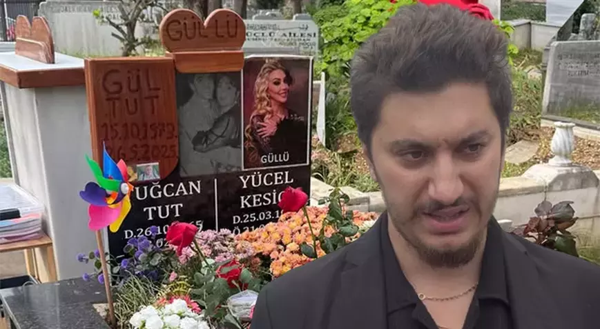 Annesinin Mezarı Başında Dikkat Çeken Paylaşım Yapan Oğul