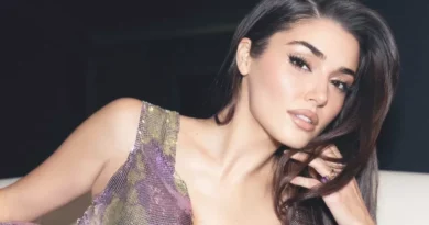 Hande Erçel'in Yeni Aşk İddiası: Hakan Sabancı'dan Ayrılan Oyuncu, Kendisiyle 13 Yaş Büyük Yapımcıyla Mı Birlikte?