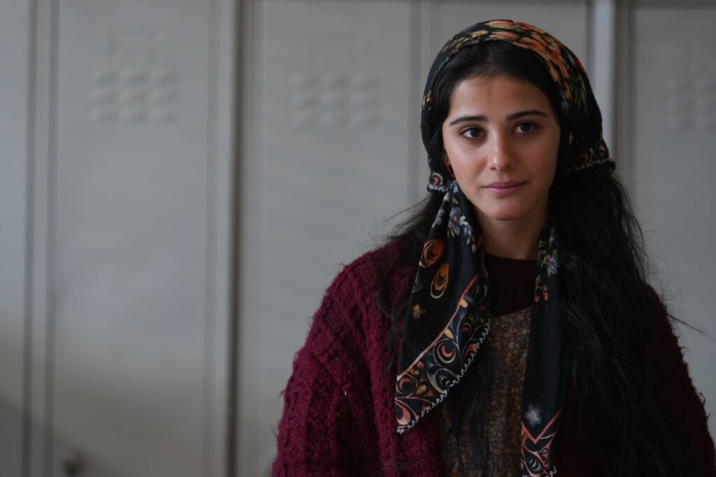 Helin Kandemir Yeni Dizisi “Sevdiğim Sensin”i İlk Kez Tanıttı