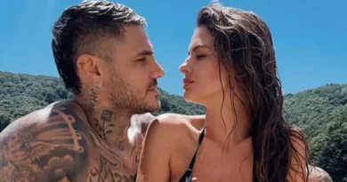 Mauro Icardi ve China Suarez'in Aşkında "Öpücük" Mesaisi: Sosyal Medya Yıkıldı!