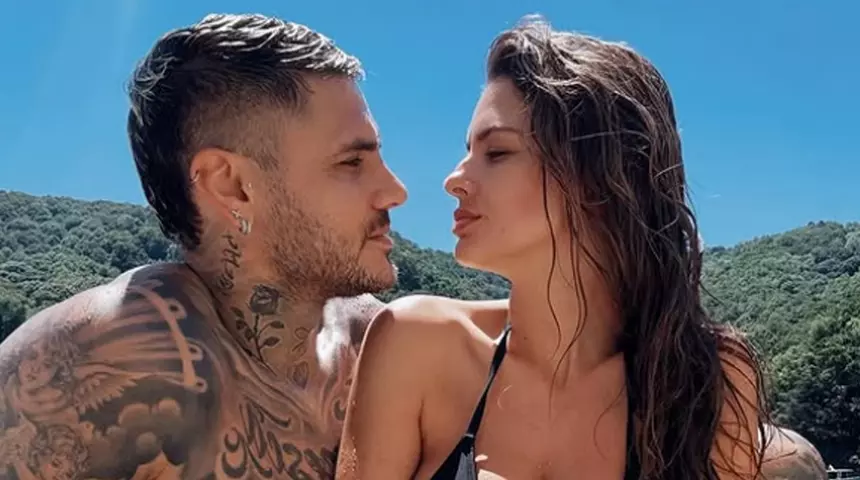 Mauro Icardi ve China Suarez'in Aşkında "Öpücük" Mesaisi: Sosyal Medya Yıkıldı!