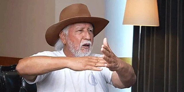 Bir Anda Göle Atladım, Timsahlar Vardı!