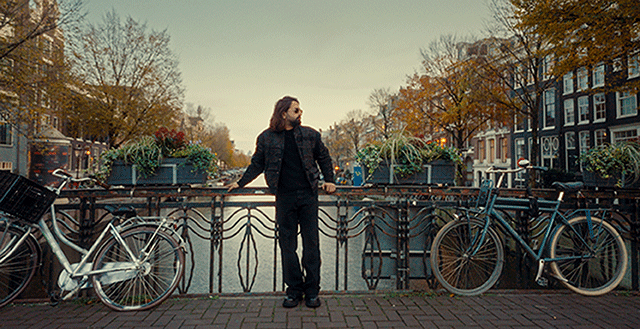 Koray Avcı... Hollanda'da Klip Çekti, Ustasına Selam Gönderdi!