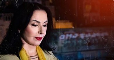 HER ŞEY YAPAY, BEN GERÇEĞİM