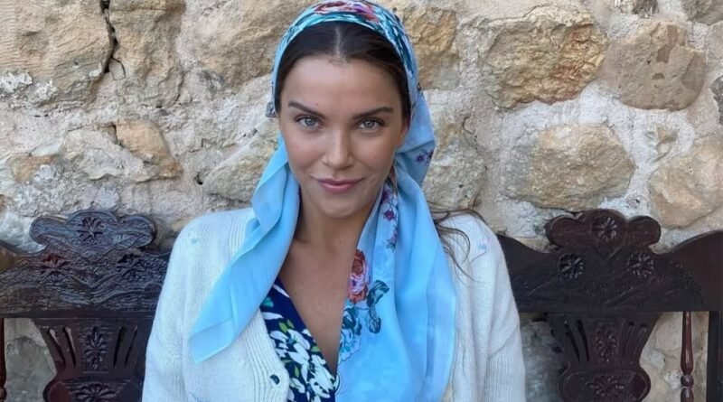 Pakize'nin Cesur Moda Tercihi: "Etkilenmemek Elde Değil"