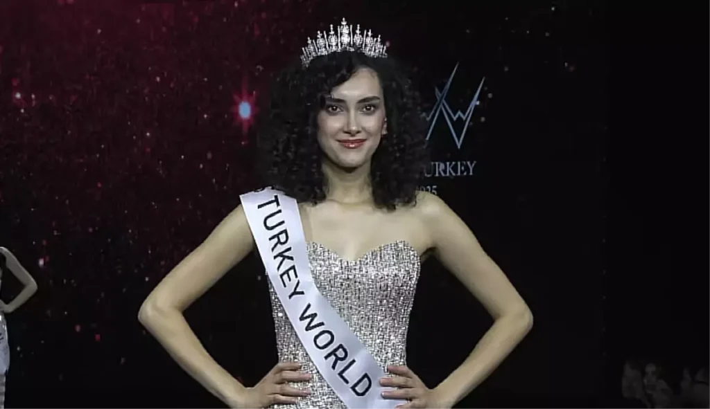 Türkiye’nin Yeni Kraliçesi Belli Oldu: Miss Turkey 2025 Birincisi Sıla Saraydemir!