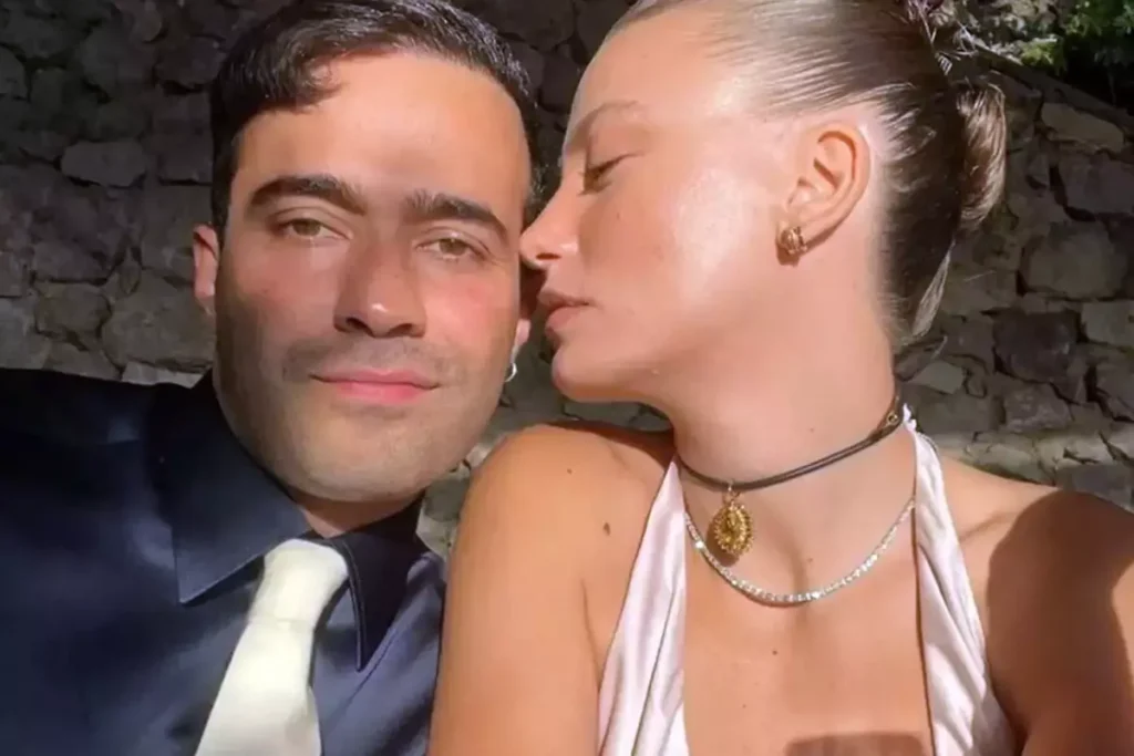 Mert Demir'e Romantik Kutlama: "İyi Ki Doğdun Kral!"