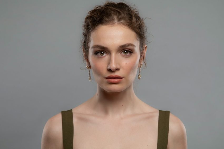 Yılbaşı Sahnesinde "Veliaht" Rüzgarı: Serra Arıtürk Kadroda!