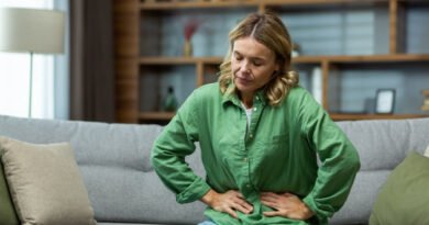 Karın Ağrısının Nedenleri ve Nasıl Geçirileceği?