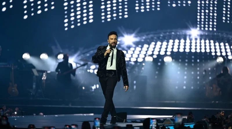 Megastar İstanbul'u Salladı! Tarkan'dan 7 Yıl Sonra Duygusal Özür.
