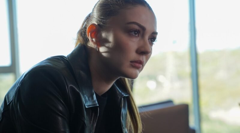 Burcu Özberk'in Yeni Dizisi: Son Kare