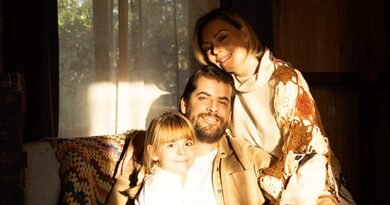 Sinan Güleryüz ve Özge Özder'den Volkan Konak Anısına Klip!