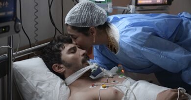 Köklerin Çağrısı... MELEK KOMADAKİ SERHAT'TAN AYRILMIYOR!